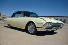 1962 Ford Thunderbird Convertible