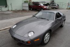 Porsche 928